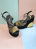 1970s Gold & black platform wedges - 4