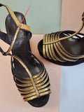 1970s Gold & black platform wedges - 4