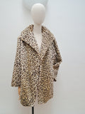 1960s Wide collar leopard print coat - Large