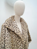 1960s Wide collar leopard print coat - Large