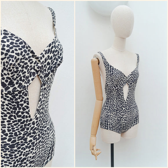 1960s Leopard print keyhole swimsuit - Extra X Small