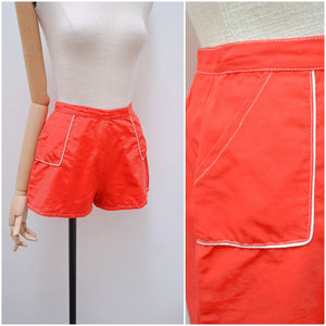 1950s 60s Red cotton shorts with pockets - Extra small