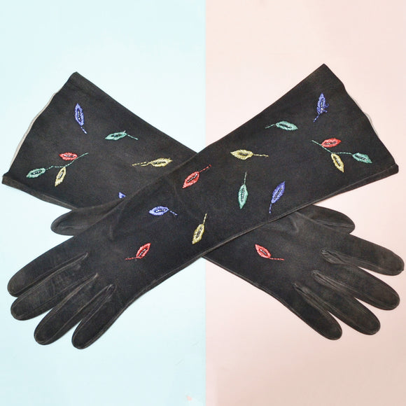 1940s Multicoloured raffia beaded embroidery suede gloves