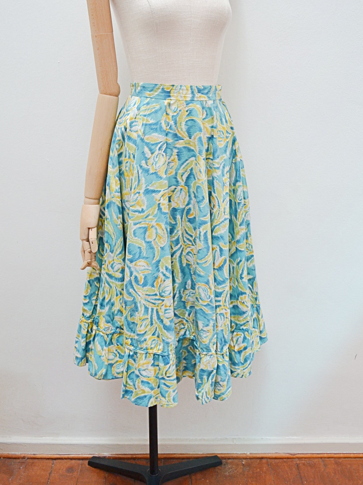 1940s 50s Double layer hem printed cotton full skirt with pocket Ext Vera Mode Vintage