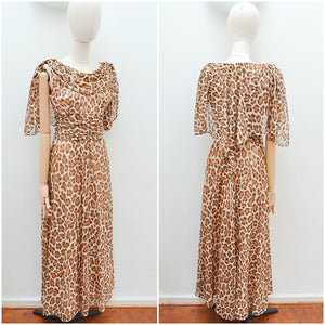 1970s Leopard print cape back maxi dress - Medium