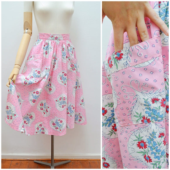 1940s Pink printed cotton skirt with pockets - Small